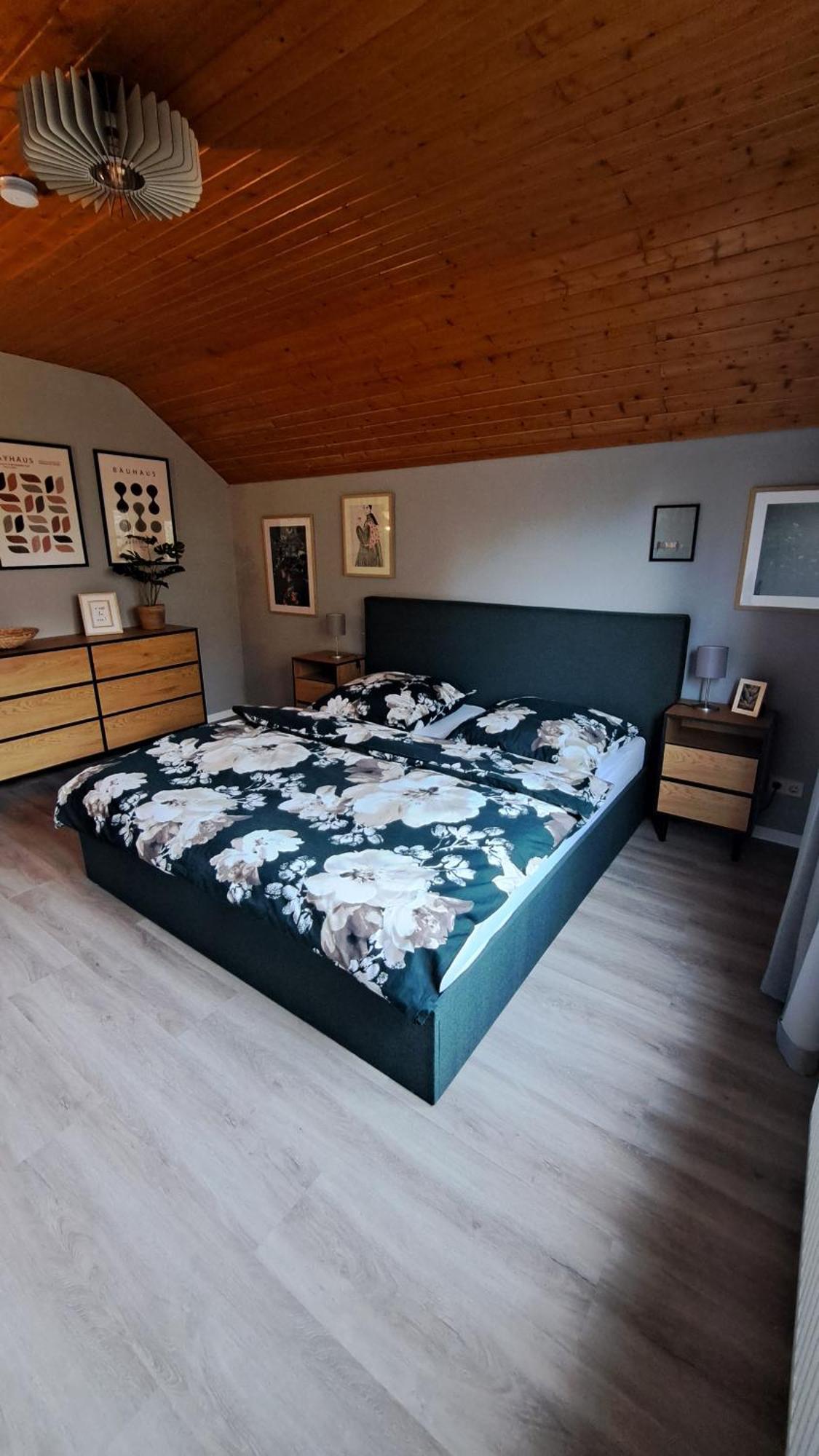 Ferienhaeuser Rhoen - Haus Natalie & Haus Helene Hausen  Buitenkant foto