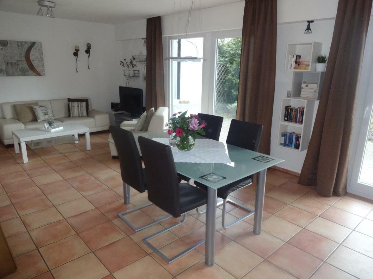 Ferienhaeuser Rhoen - Haus Natalie & Haus Helene Hausen  Buitenkant foto