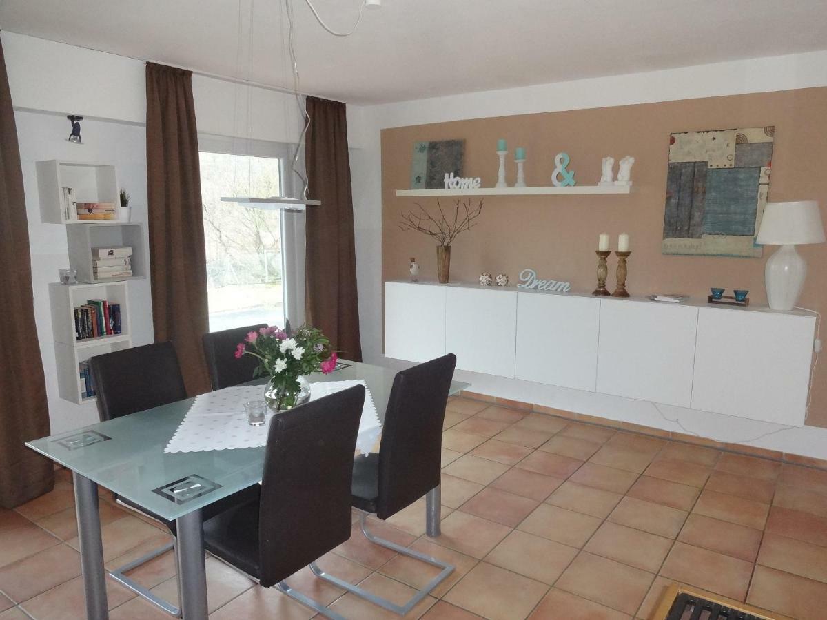 Ferienhaeuser Rhoen - Haus Natalie & Haus Helene Hausen  Buitenkant foto